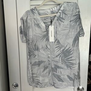 NWT Calvin Klein Monochrome Leaf Print Blouse medium